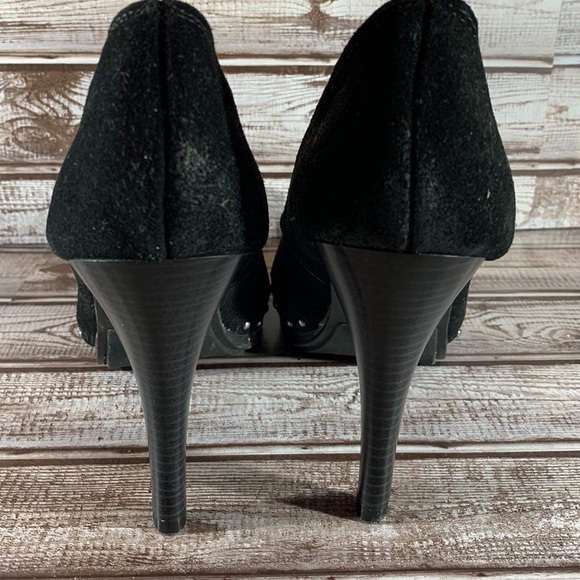 Womens Black Suede Pumps - Picture 3 of 6